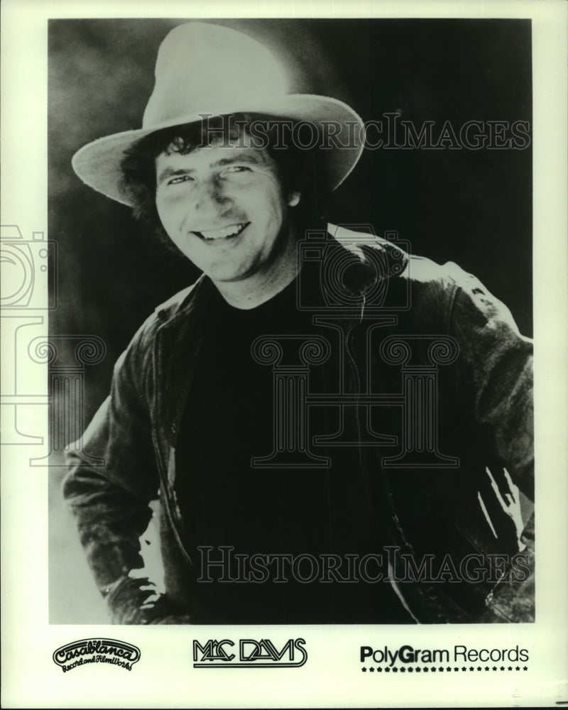 Singer/Songwriter Mac Davis - Historic Images