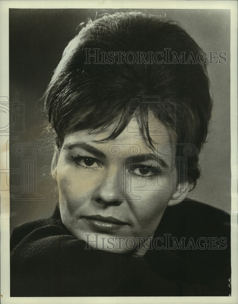 1961 Actress Susan Davis - Historic Images