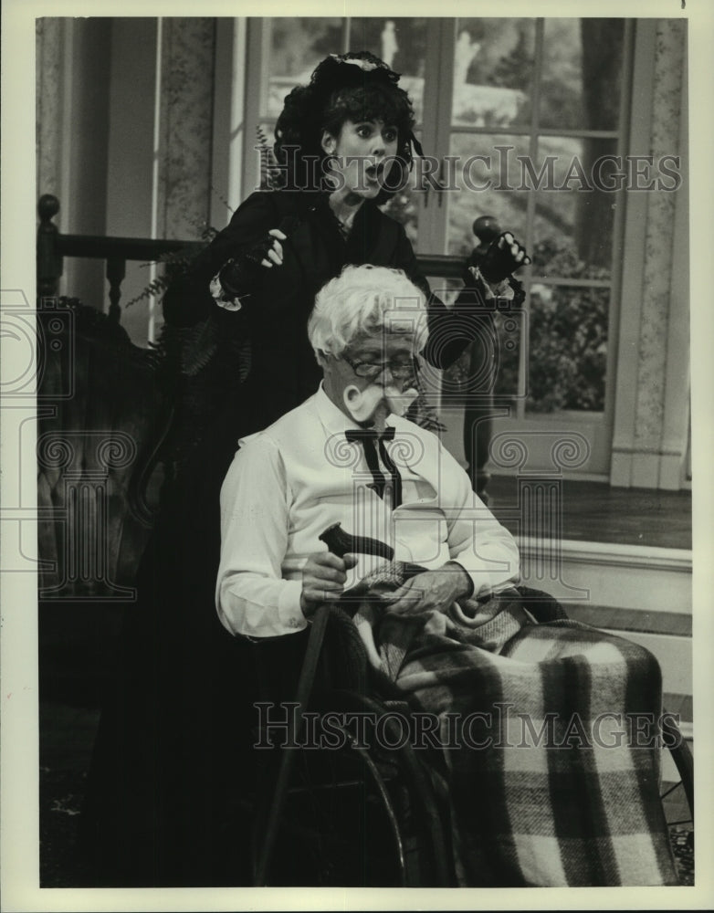 1982 Actors Pam Dawber, George Peppard in &quot;Playhouse Minus One&quot; - Historic Images