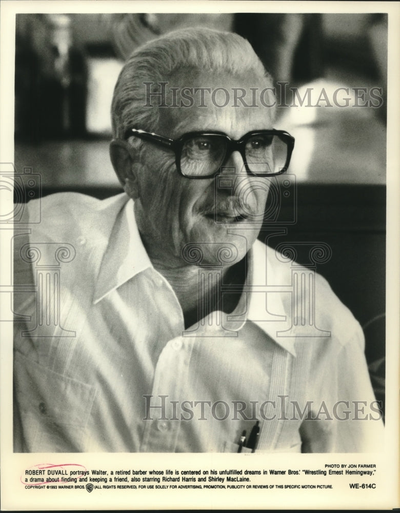 1993 Press Photo Robert Duvall, &quot;Wrestling Ernest Hemingway&quot; - nop24711-Historic Images