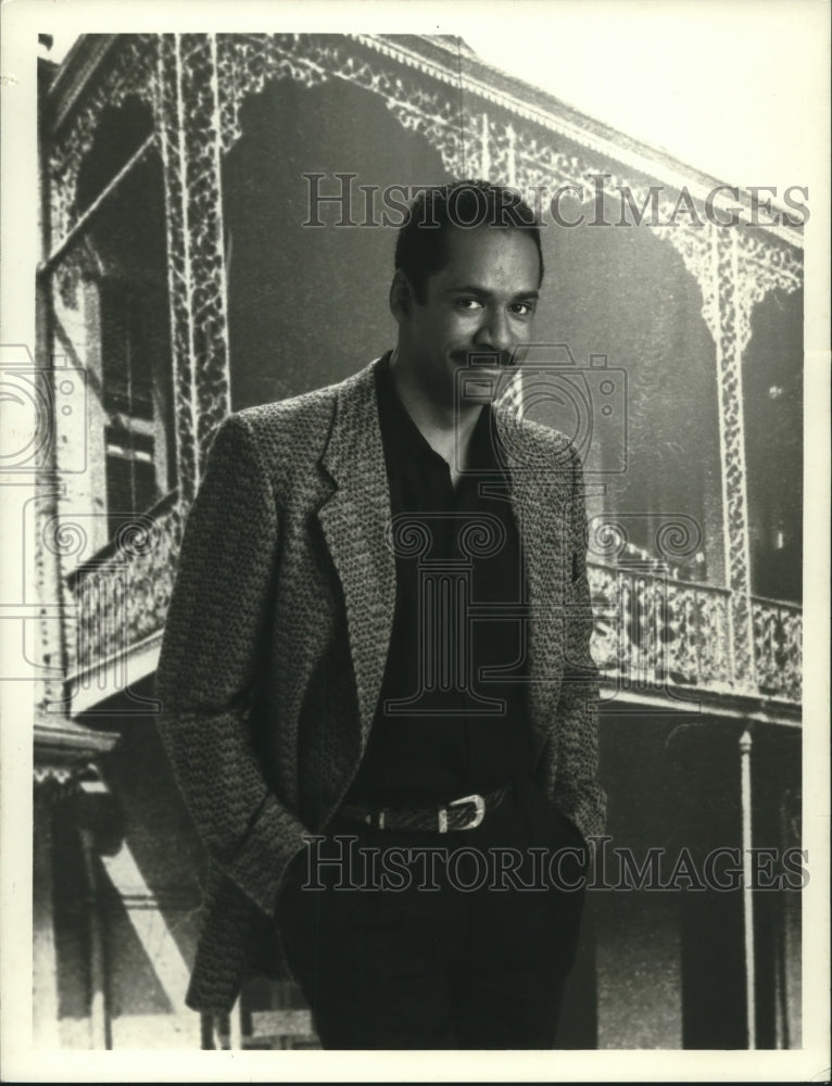 1988 Press Photo Tim Reid, &quot;Frank&#39;s Place&quot; - nop25026-Historic Images