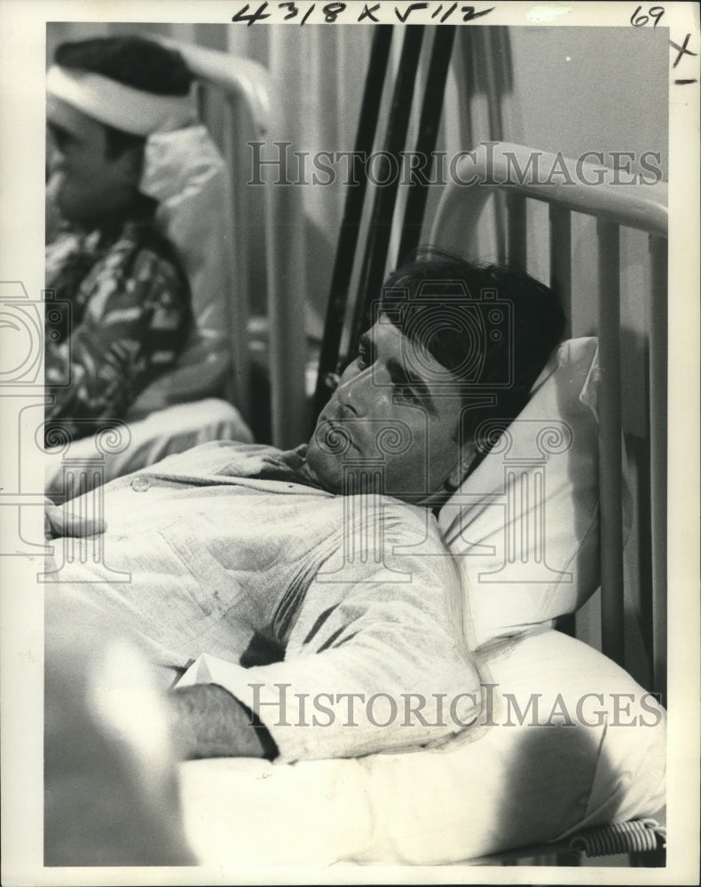 1976 Press Photo Actor Sam Elliott in &quot;NBC&#39;s Best Seller: Once an Eagle&quot; - Historic Images