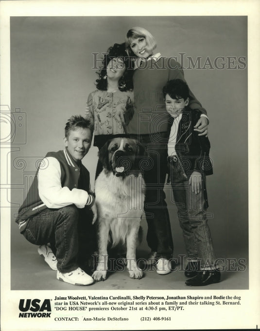 1990 Press Photo Valentina Cardinalli and co-stars, "Dog House" - nop26459 - Historic Images