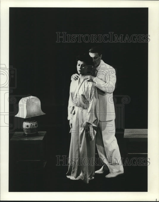 1989 Press Photo Actors B.D. Wong and David Dukes In "M. Butterfly" - nop26724-Historic Images