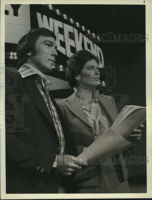 1978 Press Photo Co-Anchors of TV Program "Weekend" Lloyd Dobyns, Linda Ellerbee - Historic Images