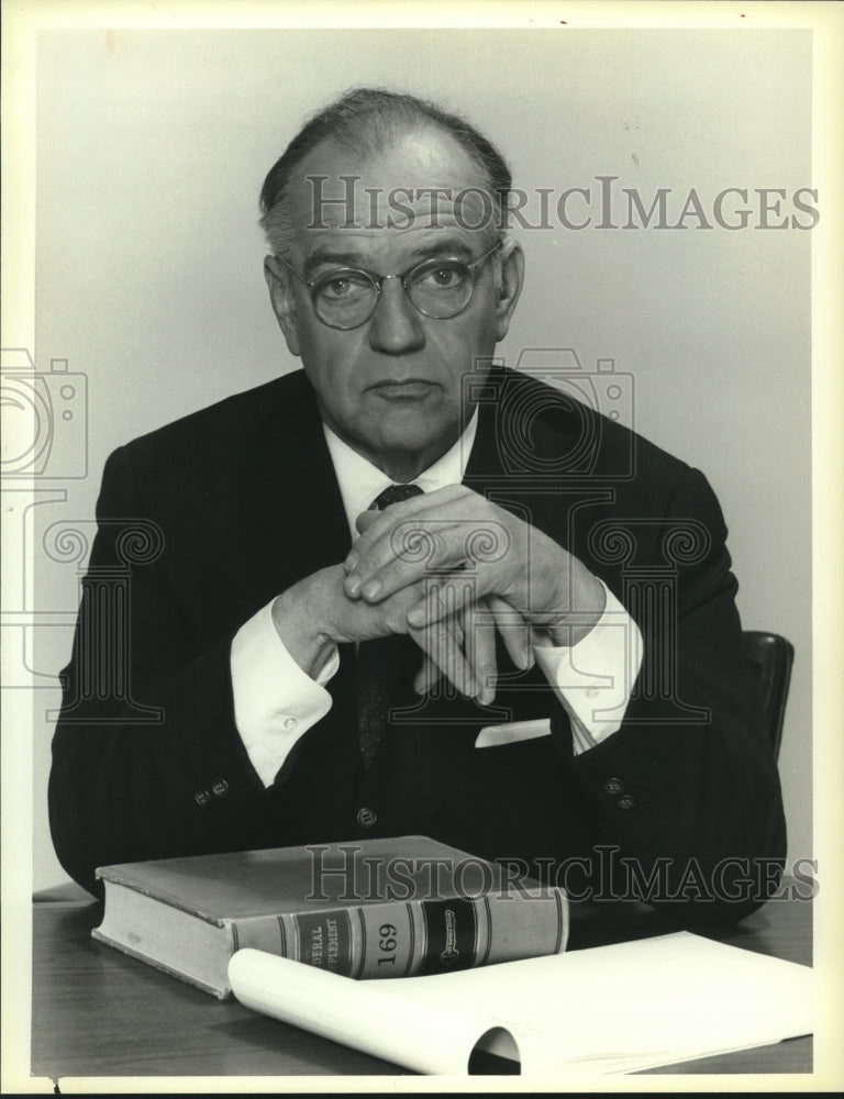 1986 Actor Richard Dysart of "L.A. Law" - Historic Images