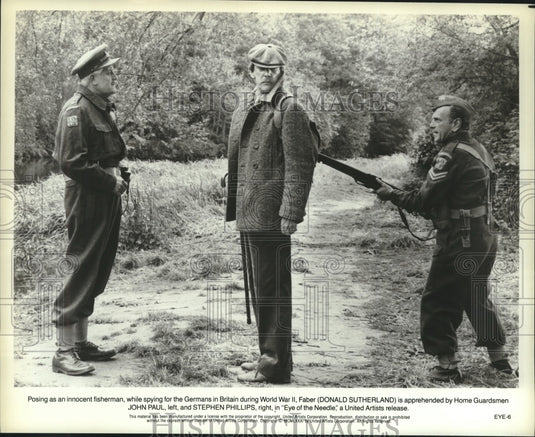 Press Photo Actor Donald Sutherland in Scene from "Eye of the Needle"-Historic Images