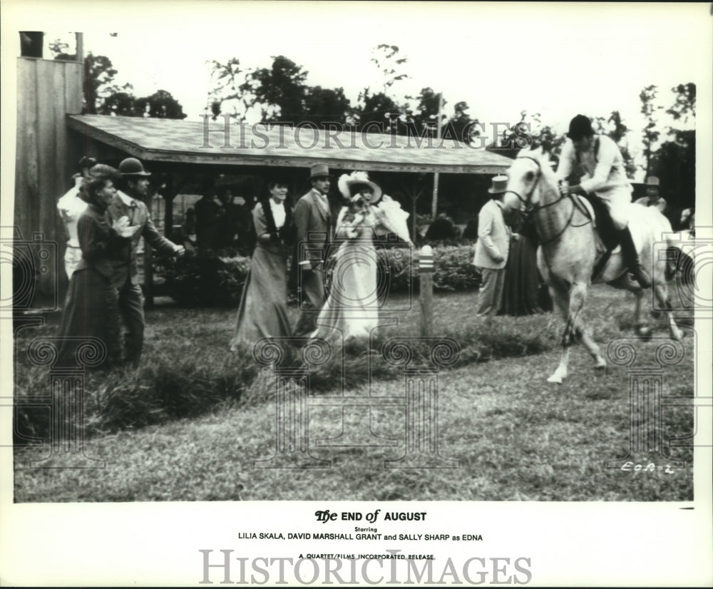 Press Photo Spectators &amp; Horse Rider in &quot;The End of August&quot; - nop26910 - Historic Images