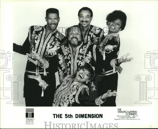 1991 "The 5th Dimension" musical group pose for a promotional photo - Historic Images