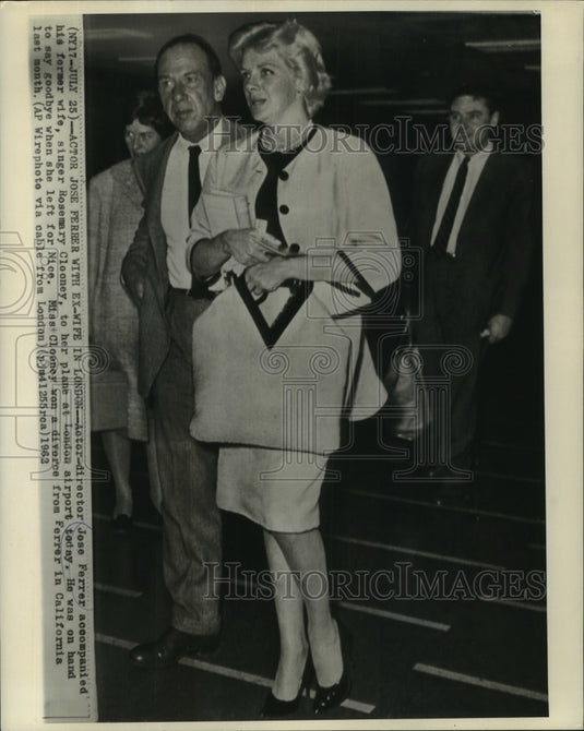 1962 Press Photo Jose Ferrer with ex-wife in London. - nop27603-Historic Images