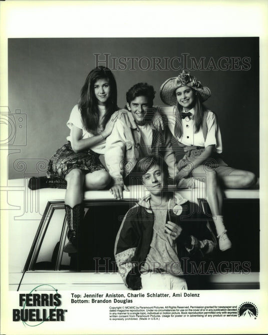 1991 Press Photo Jennifer Aniston, Charlie Schlatter & casts of Ferris Bueller - Historic Images