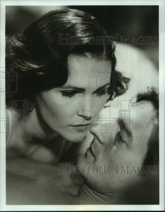 Press Photo Fiona Fullerton and Nigel Havers Star in "The Charmer" on PBS-Historic Images