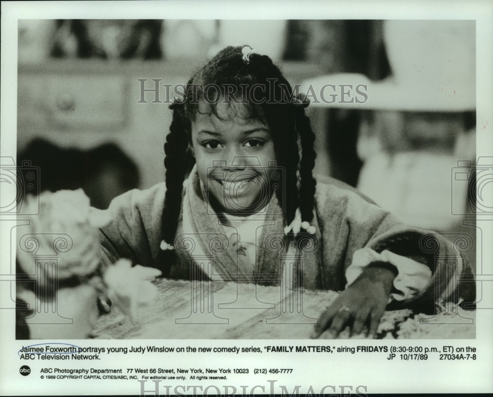 1989 Jaimee Foxworth portrays young Judy Winslow in "Family Matters" - Historic Images