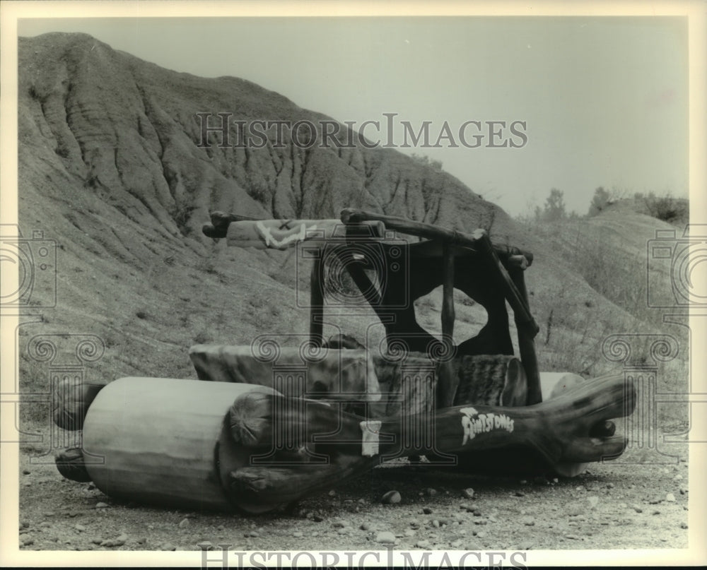 1995 Press Photo Flinstones vehicle - nop28514 - Historic Images