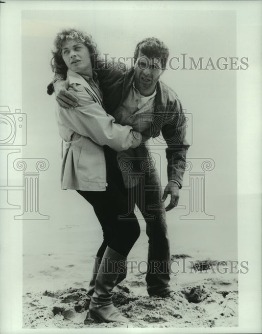 1983 Press Photo Meg Foster and Nick Mancuso in "Desperate Intruder" - nop28871-Historic Images