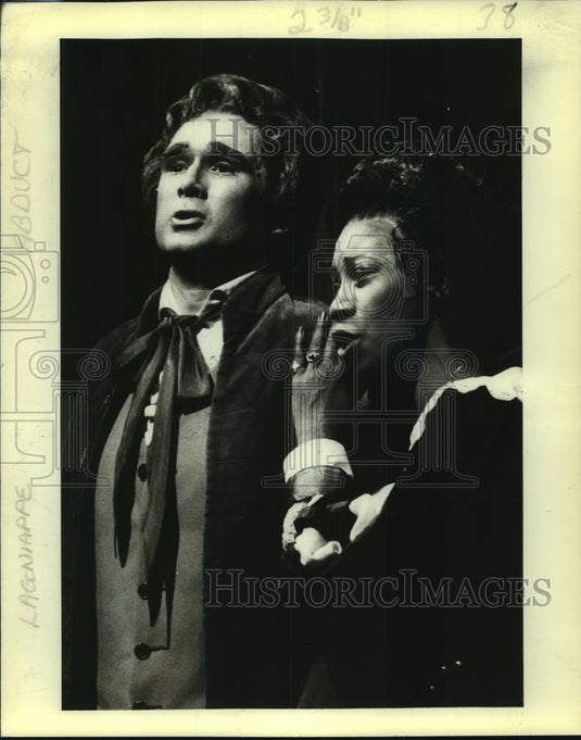 1982 Faye Robinson and John Garrison, "Abduction From The Seraglio" - Historic Images