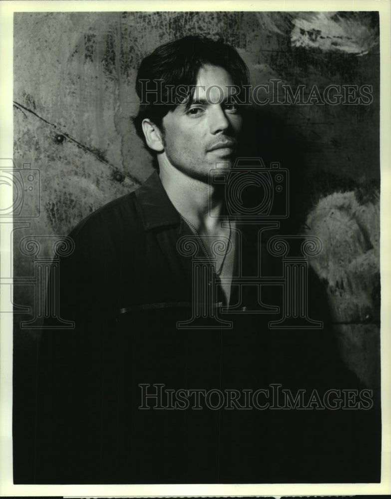 1998 Press Photo Jason Gedrick, &quot;EZ Streets&quot; - nop29461 - Historic Images