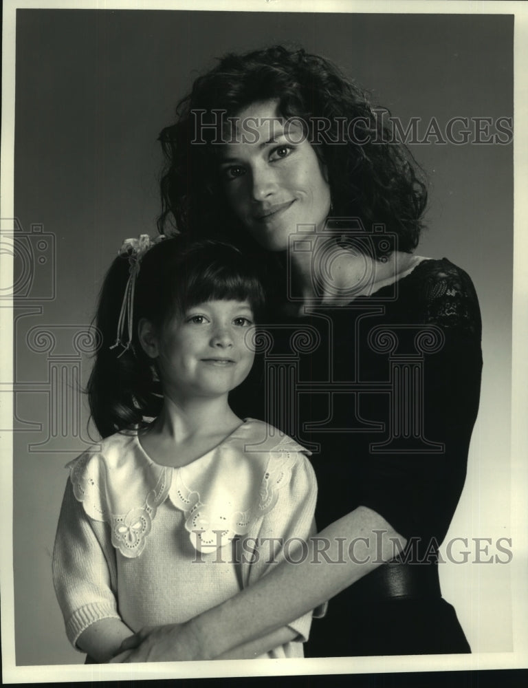 1989 Press Photo Taylor Fry and Chelsea Field on NBC-TV's "Nightingale"-Historic Images