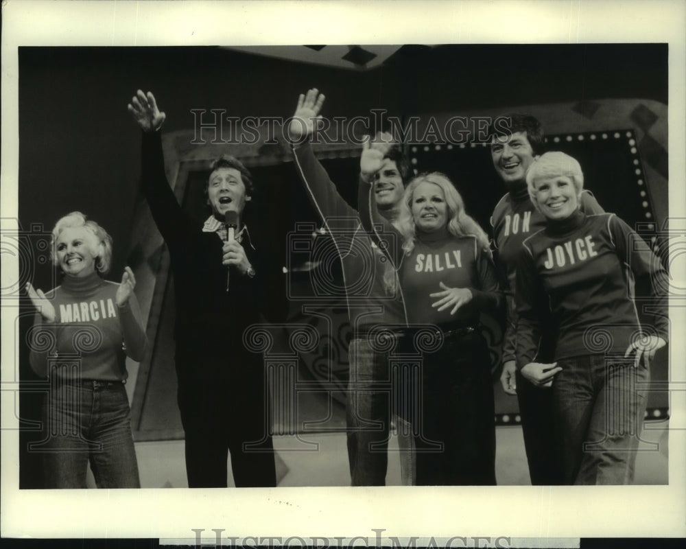 1975 Dick Gautier, "Showoffs" - Historic Images