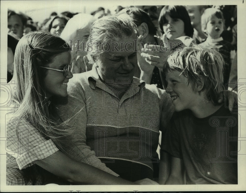 1978 Press Photo Charles Durning and other cast of &quot;Special Olympics&quot; - Historic Images