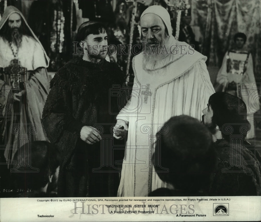 1972 Alec Guinness, Pope Innocent III in "Brother Sun, Sister Moon" - Historic Images