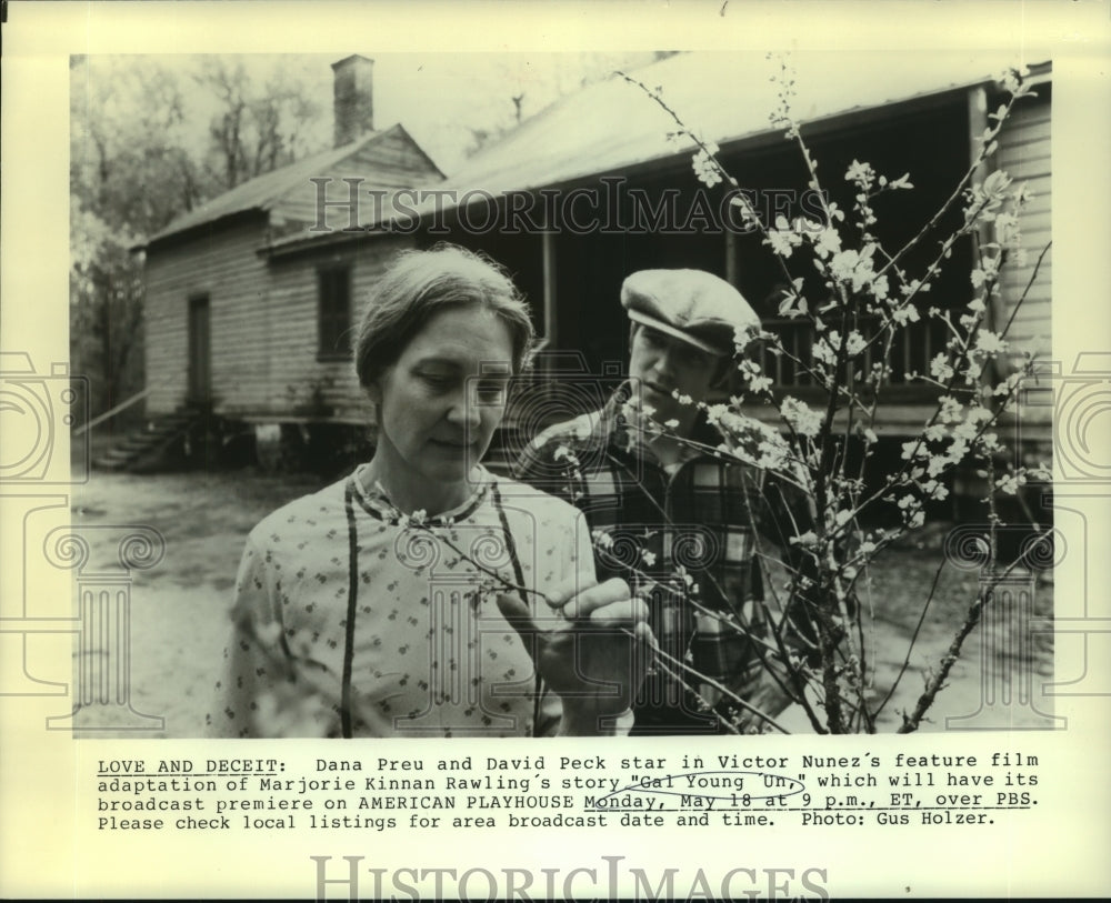 1987 Actors Dana Preu, David Peck in &quot;Gal Young &#39;Un&quot; - Historic Images