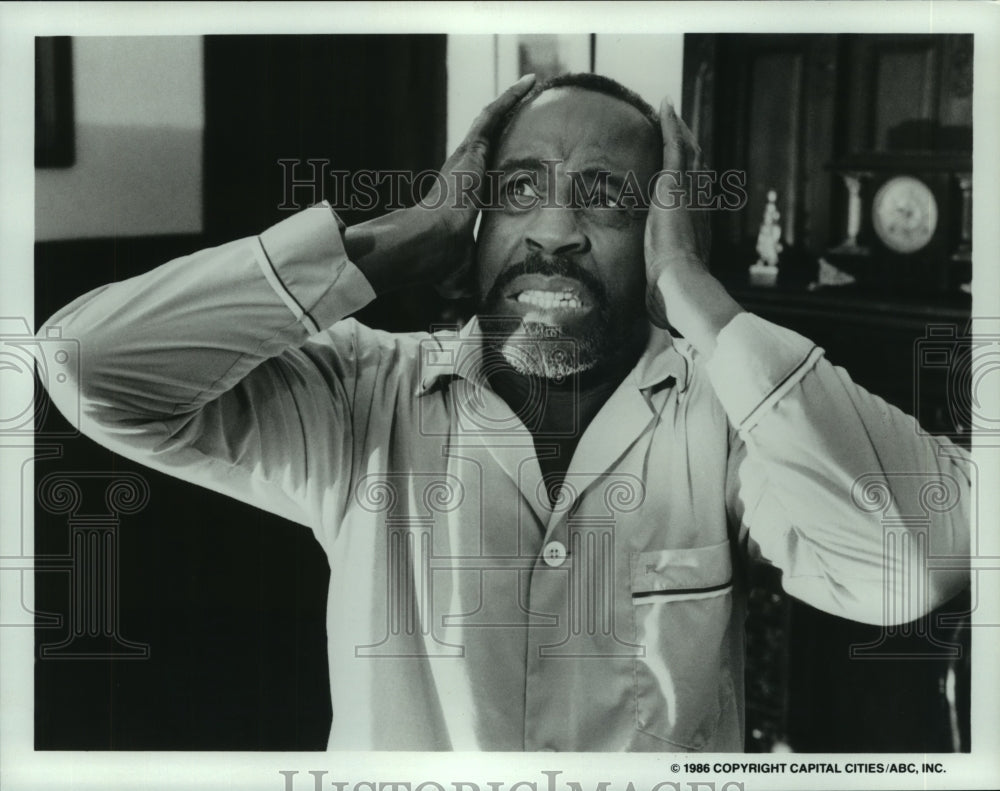 1986 Press Photo Robert Guillaume ABC-TV&#39;s &quot;John Grin&#39;s Christmas&quot; - nop30547 - Historic Images