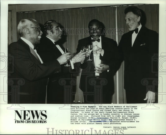 1989 Press Photo Government - New Members of Parliament Toast in London - Historic Images