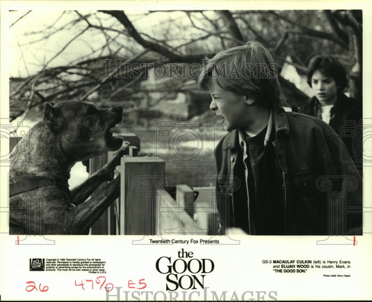 1993 Press Photo Actors Macaulay Culkin and Elijah Wood in The Good Son Movie - Historic Images