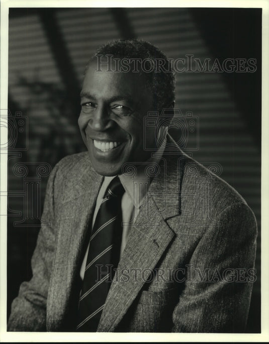 1991 Robert Guillaume star of "Pacific Station," will return to NBC. - Historic Images