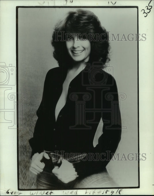 1980 Press Photo Linda Gray, on "Dallas" - nop30833-Historic Images