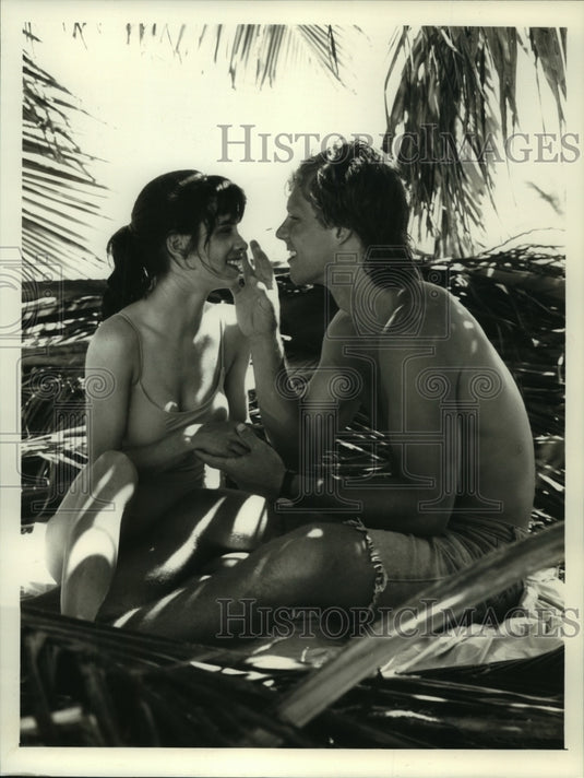 1990 Press Photo Soap Opera Actors Suzy Cote & Morgan Englund in "Guiding Light" - Historic Images