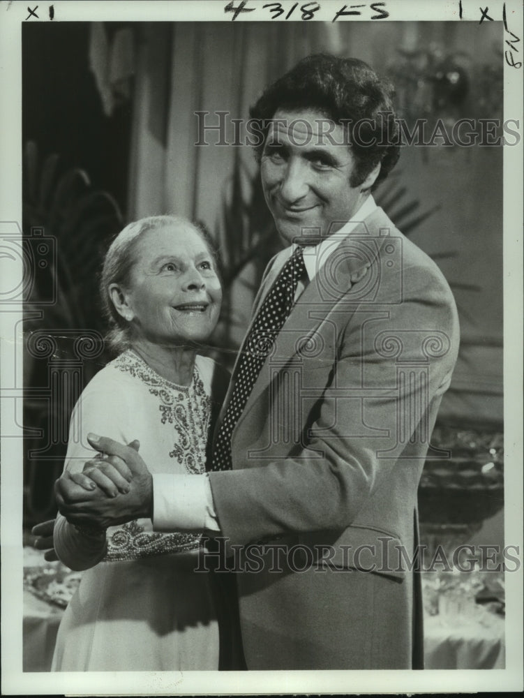 1978 Judd Hirsch and Ruth Gordon in &quot;Taxi&quot; - &quot;Sugar Mama&quot; on ABC - Historic Images