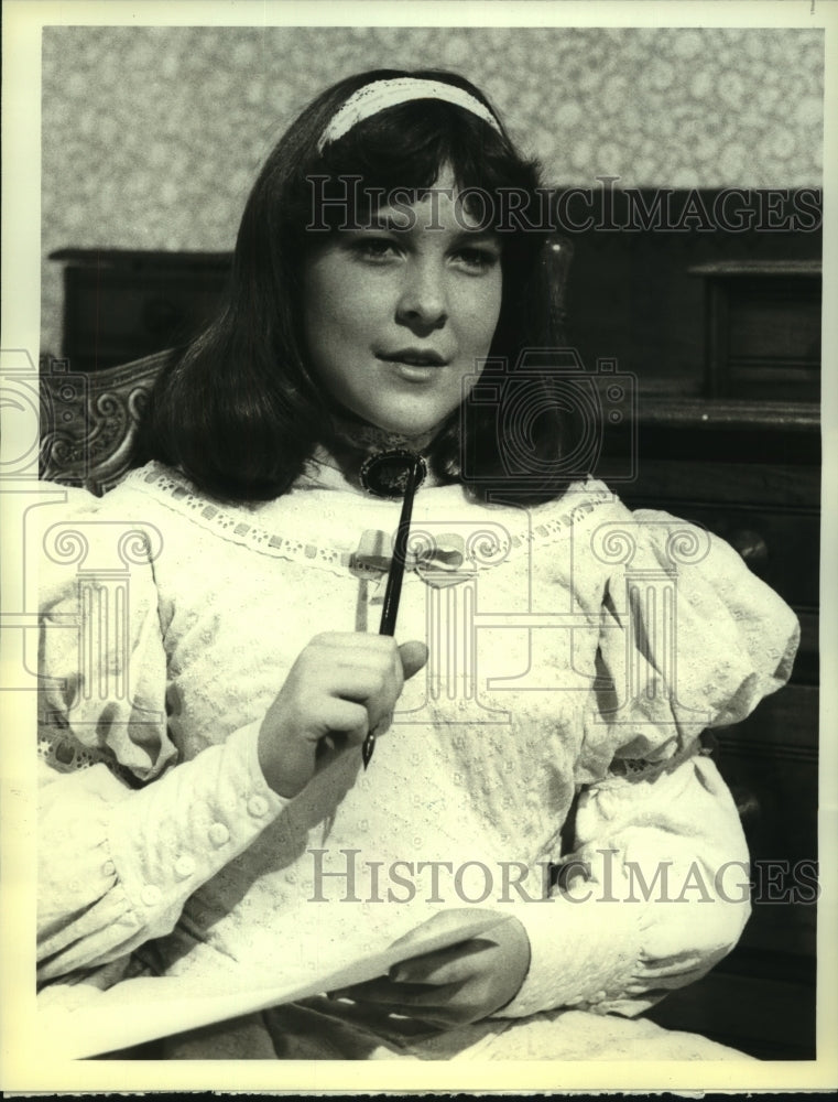 1980 Press Photo Suzy Gilstrap, Actress in Dearest Albert, I&#39;ll Miss You on NBC - Historic Images