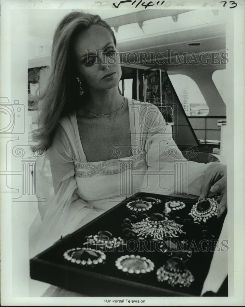 1973 Actress Lynda Day George on She Cried Murder on CBS Television - Historic Images