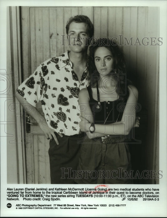 1992 Press Photo Actors Daniel Jenkins, Joanna Going of "Going to Extremes" - Historic Images