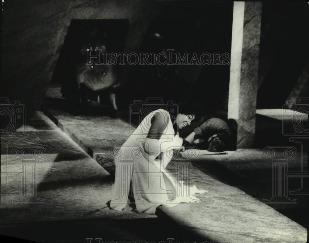 1994 Press Photo Gail Gilmore in &quot;Opera Salome&quot; in Prague - nop31971-Historic Images