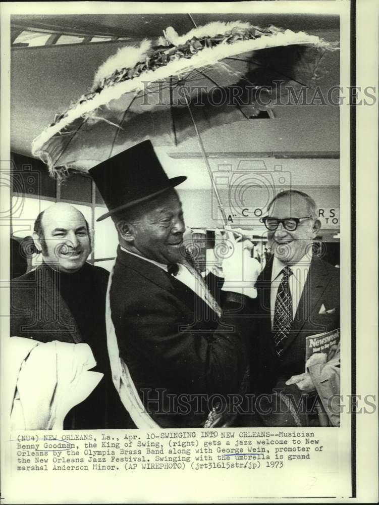 1973 Press Photo Musician Goodman, the King of Swing with George Wein, promoter - Historic Images