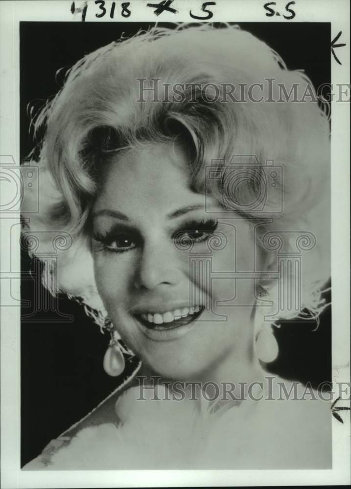 1981 Press Photo Eva Gabor, Actress - nop32471-Historic Images