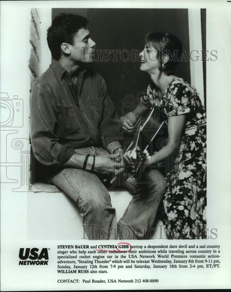 1992 Press Photo Actors Steven BAuer, Cynthia Gibb in &quot;Stealing Thunder&quot; on TV-Historic Images