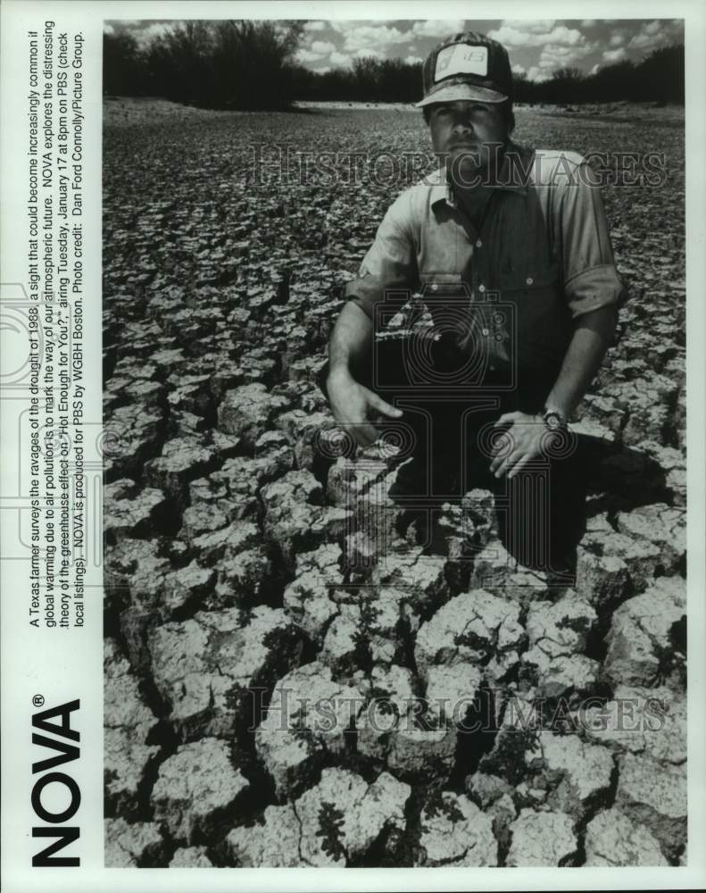 1989 Press Photo A Texas farmer surveys land on NOVA, special on PBS.-Historic Images