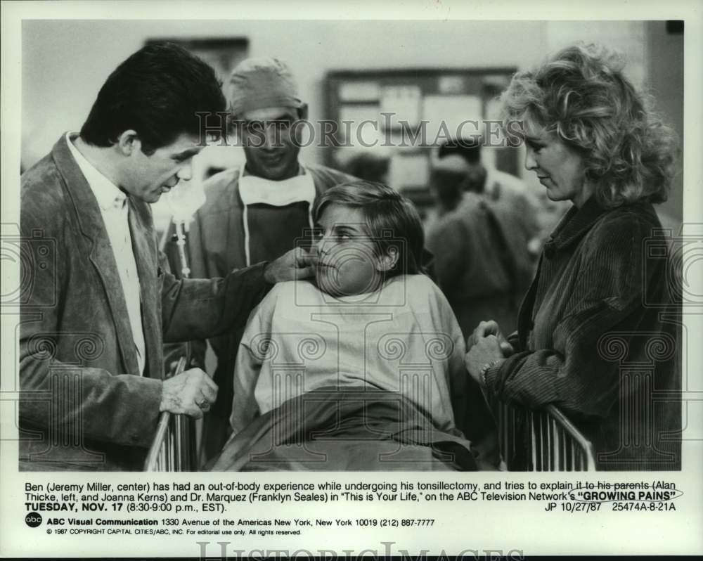 1987 Press Photo Jeremy Miller and Joanna Kerns star on Growing Pains, on ABC.-Historic Images