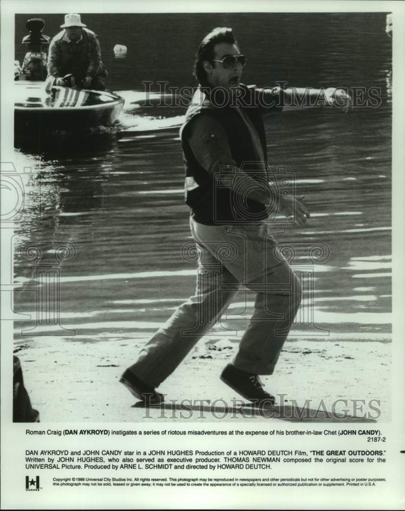 1988 Press Photo Dan Aykroyd and John Candy star in The Great Outdoors.-Historic Images