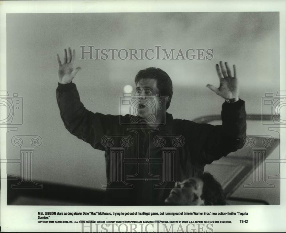 1988 Press Photo Actor Mel Gibson in &quot;Tequila Sunrise&quot; - nop35795-Historic Images