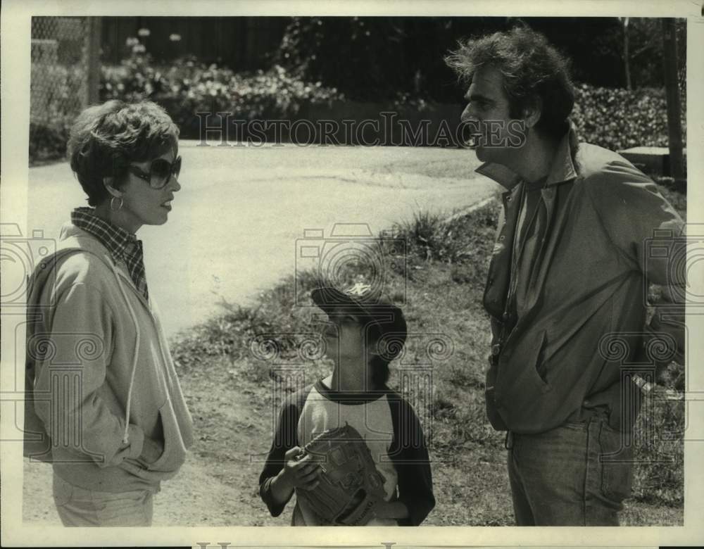 1978 Press Photo Scene from &quot;The Grass Is Always Greener Over the Septic Tank&quot;-Historic Images