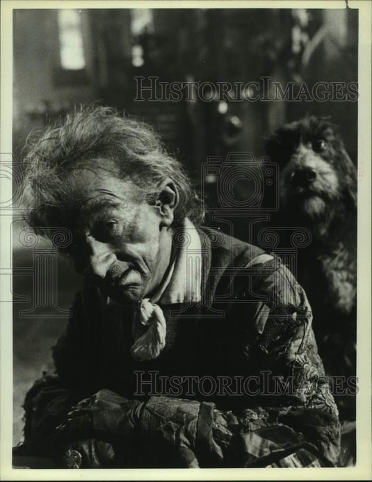 1987 Press Photo John Hurt as "The Storyteller" - nop36517-Historic Images