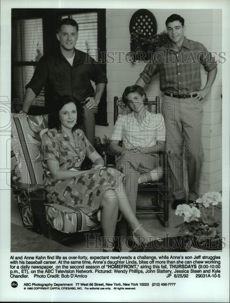 1992 Press Photo Actress Wendy Phillips and co-stars in &quot;Homefront&quot; on ABC TV - Historic Images