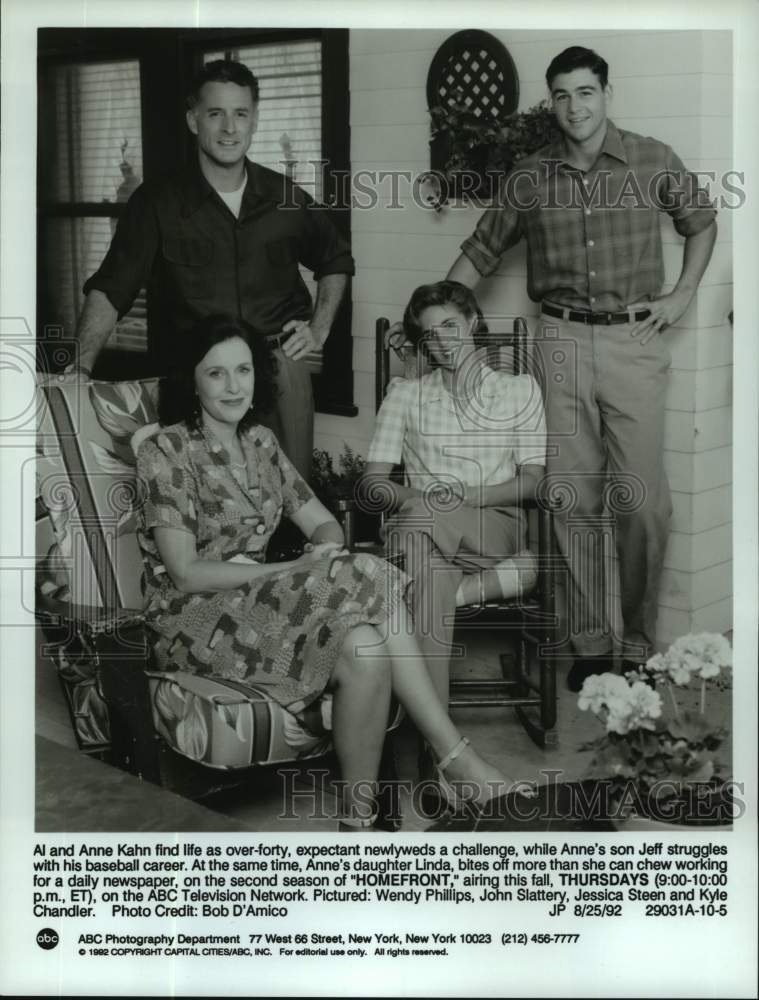1992 Press Photo Actress Wendy Phillips and co-stars in "Homefront" on ABC TV - Historic Images