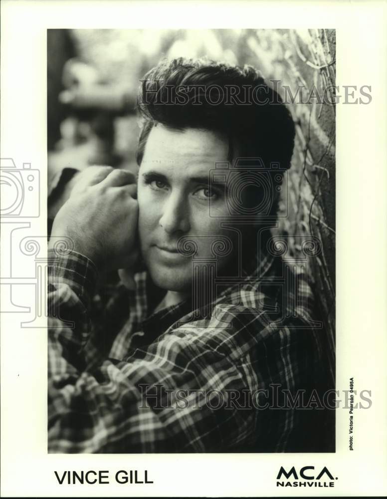 Vince Ridgell 1995 Press Photo Musician Vince Gill - nop37199 - Historic Images