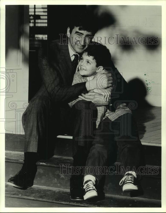 1992 Press Photo Sam Waterston & John Aaron Bennett star in"I'll Fly Away"-Historic Images